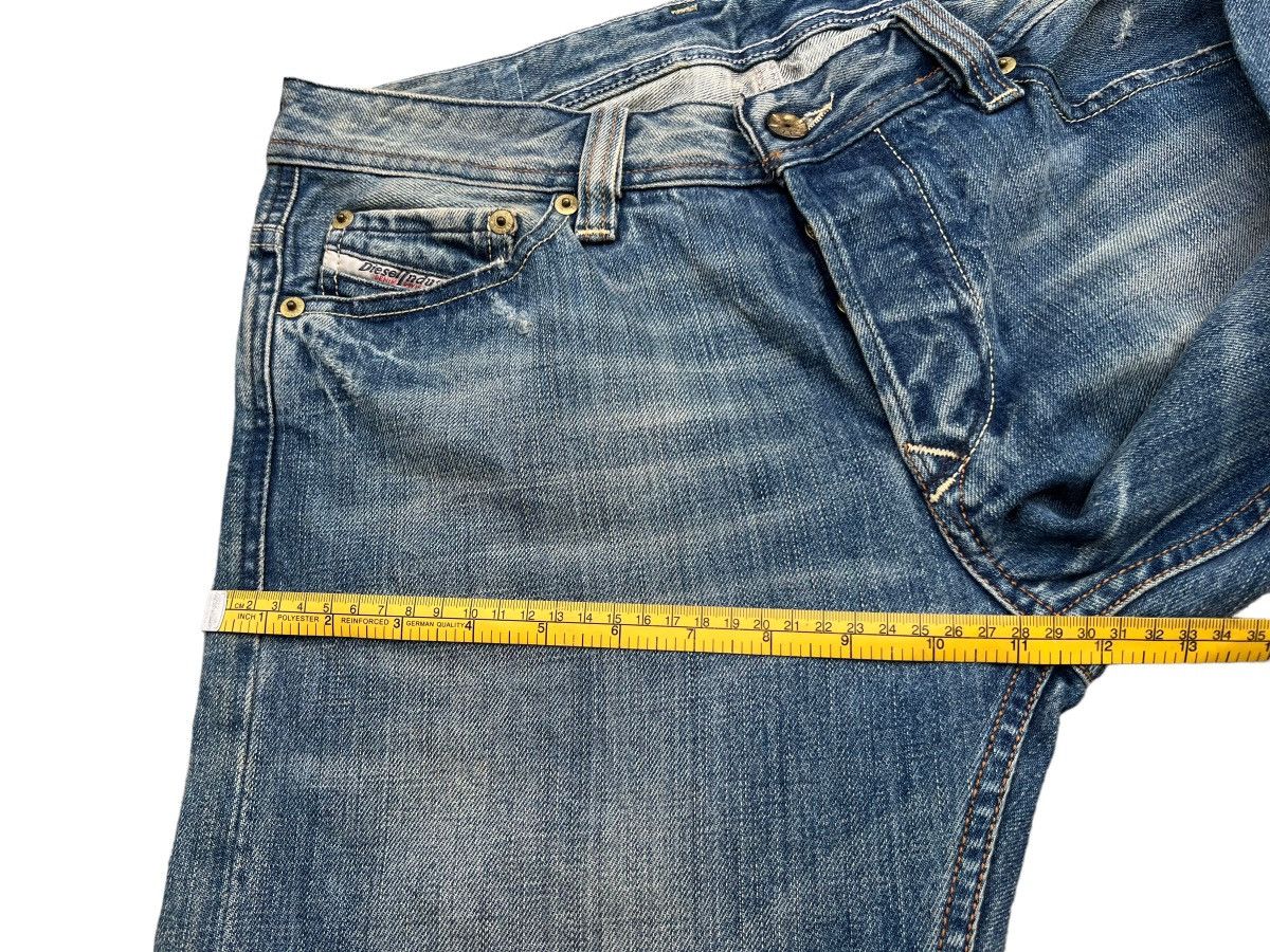 Diesel Mudwash Distressed Straightcut Denim Jeans 33x32 - 16