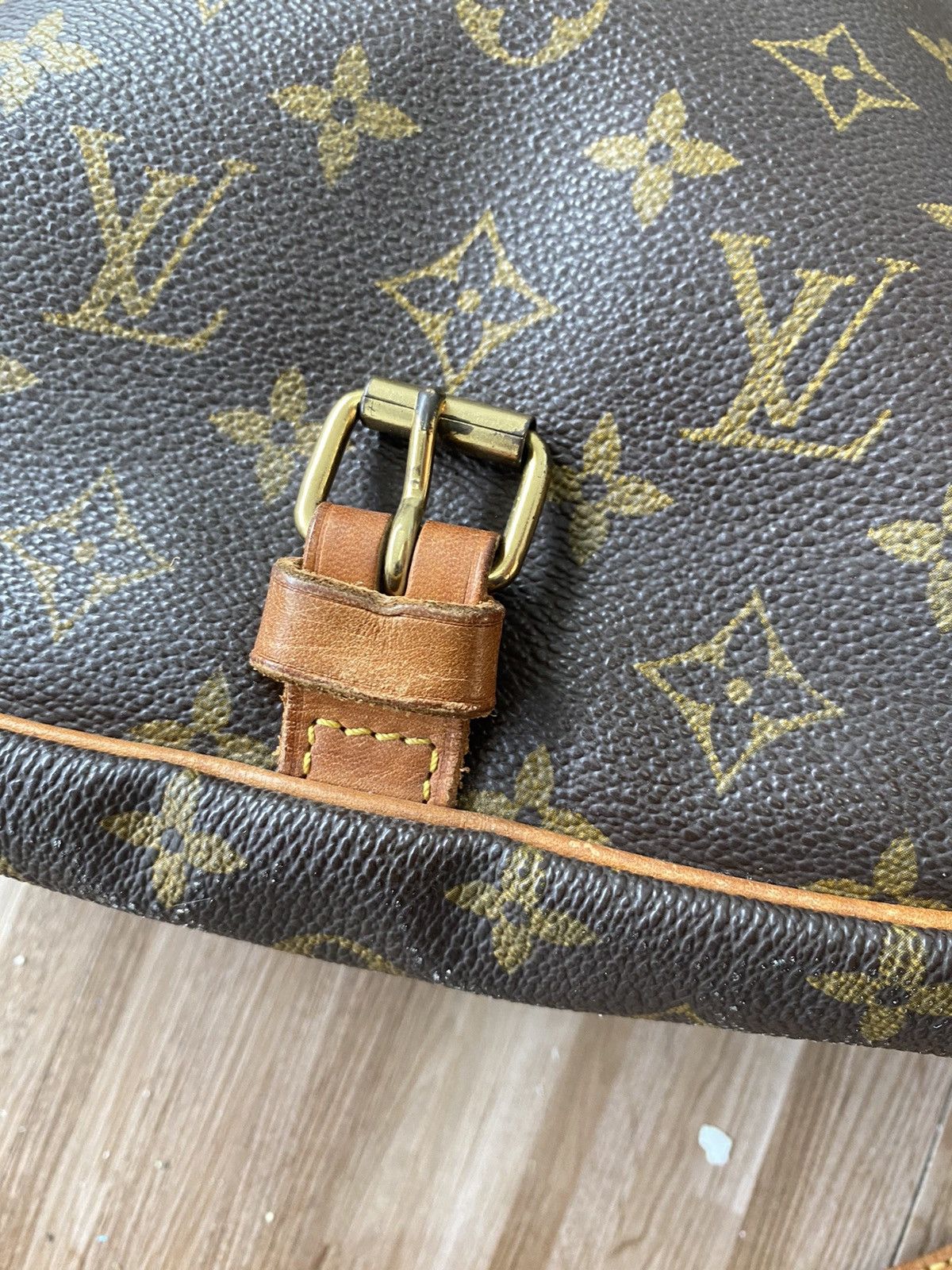 Authentic Louis Vuitton Monogram Saumur 30 Shoulder Bag - 14