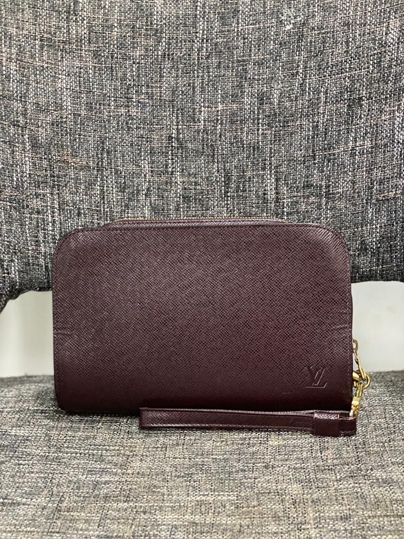 Authentic Louis Vuitton clutch taiga bag - 3