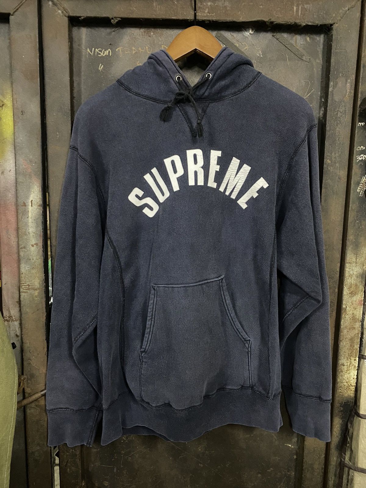 Vintage Supreme USA Art Logo Hoodie - 1