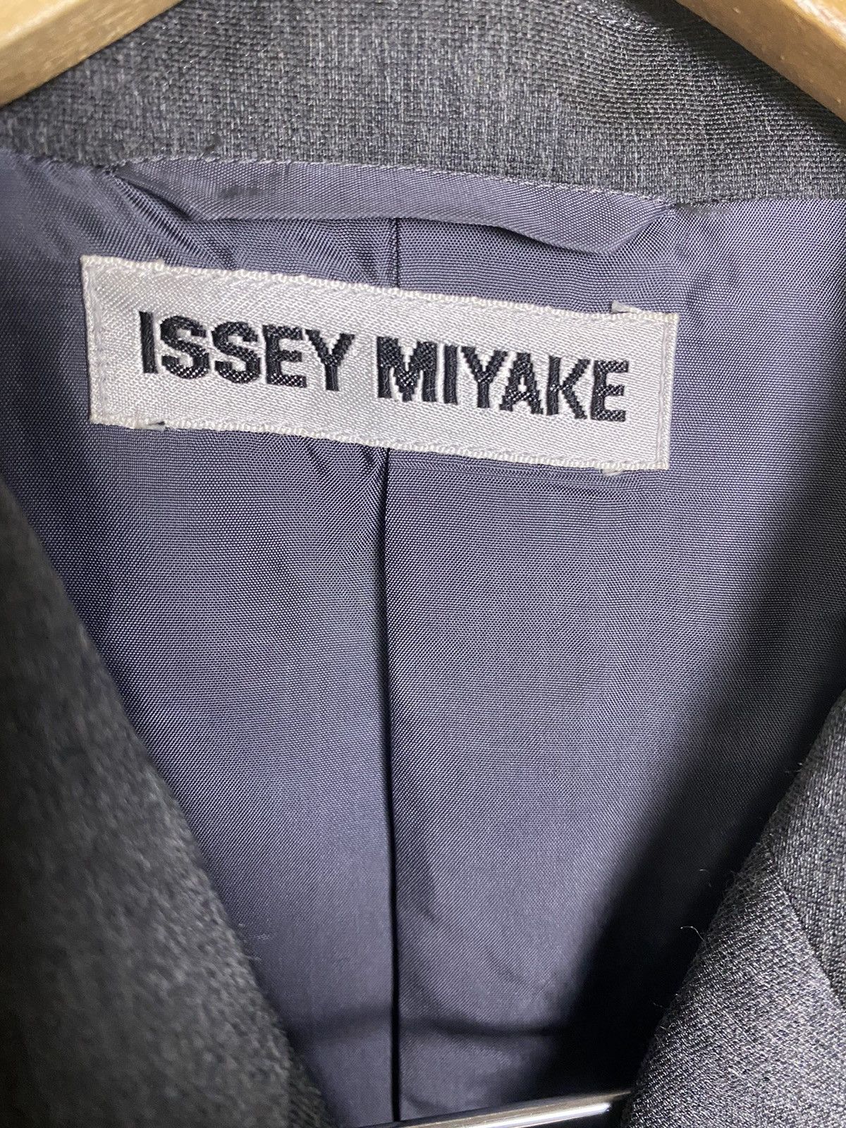 Vintage Issey Miyake Jacket - 9