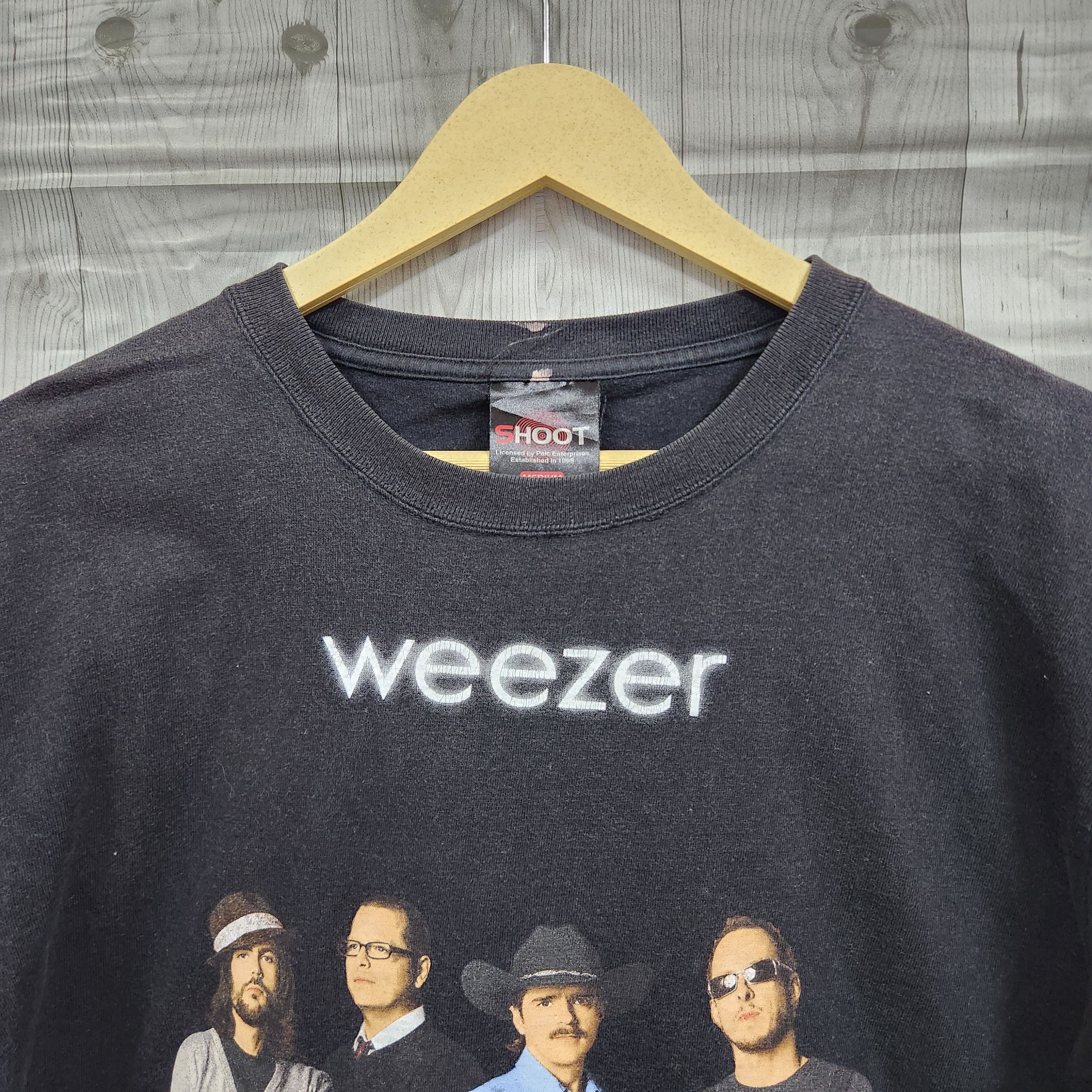 Weezer Vintage TShirt World Tour 2008 - 13