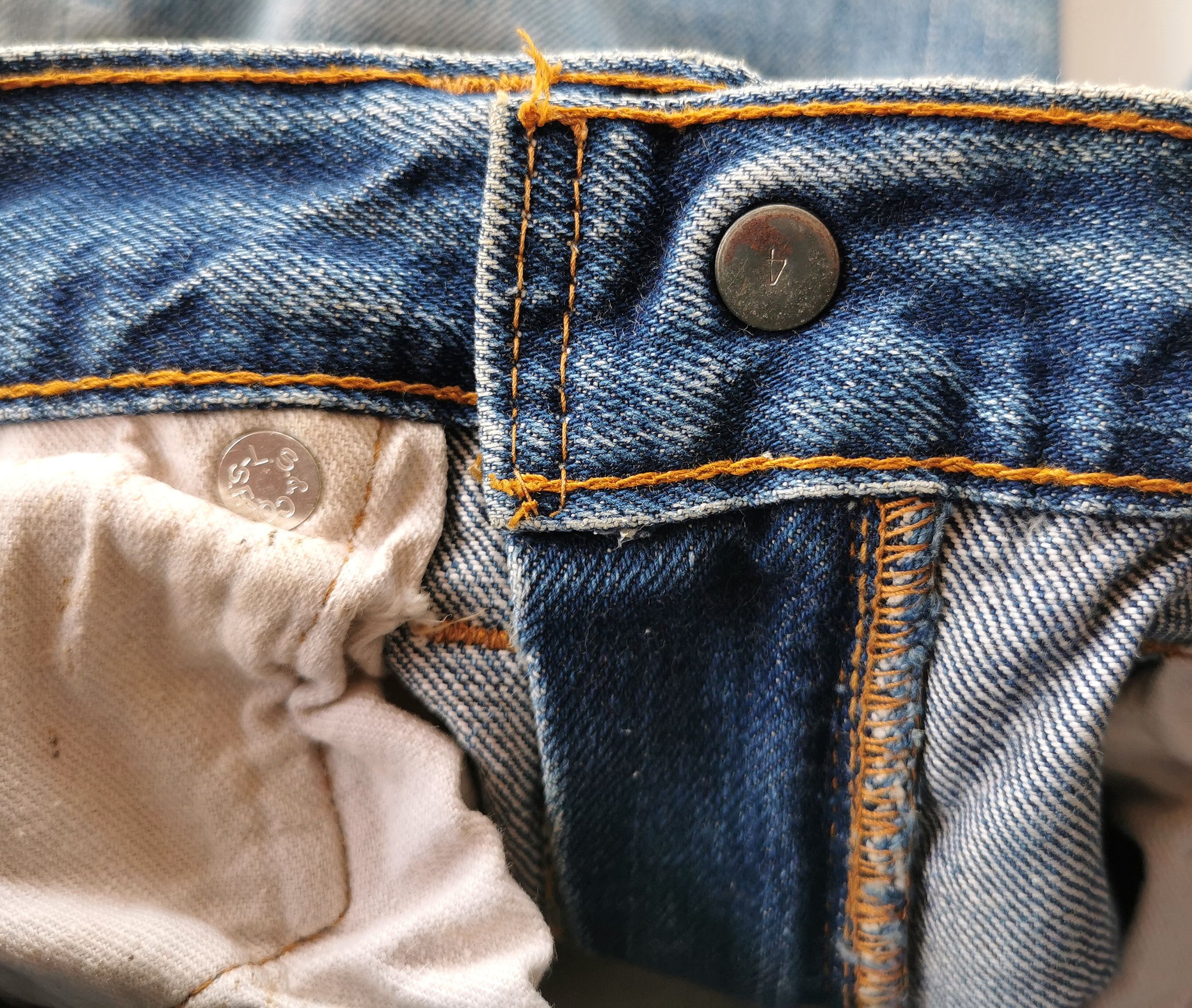 80s Vintage Levis Selvedge Jeans For Kids - 11