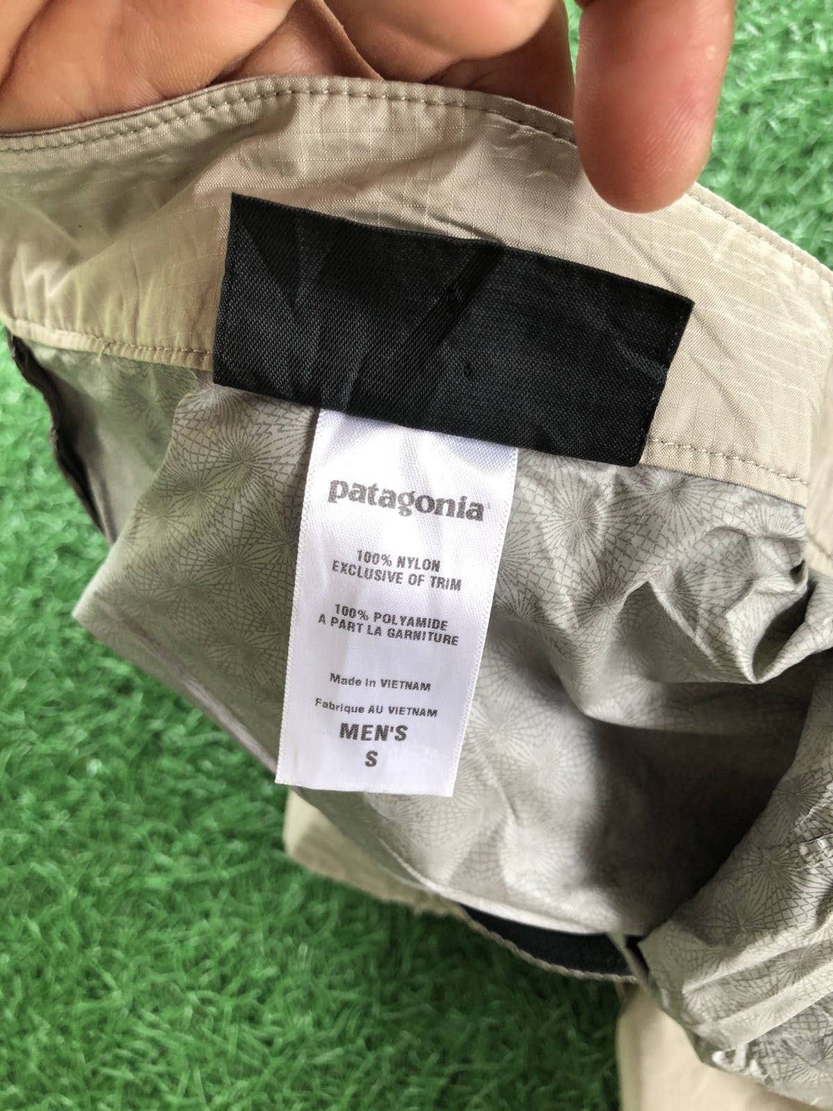 🔥Patagonia Pants Exclusive of trim - 12