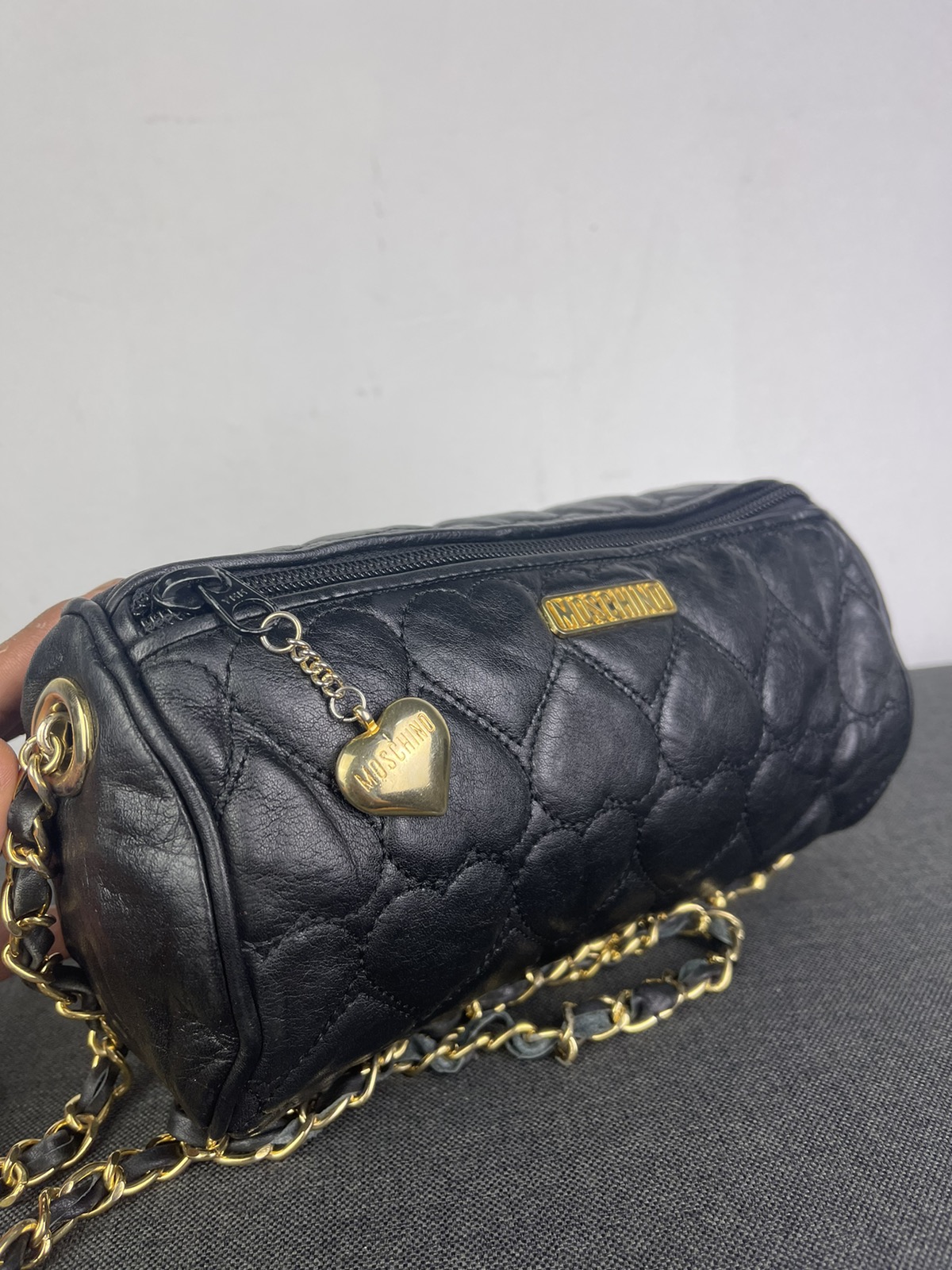 Steals🔥Moschino quilted Cylinder Black crossbody bag - 3