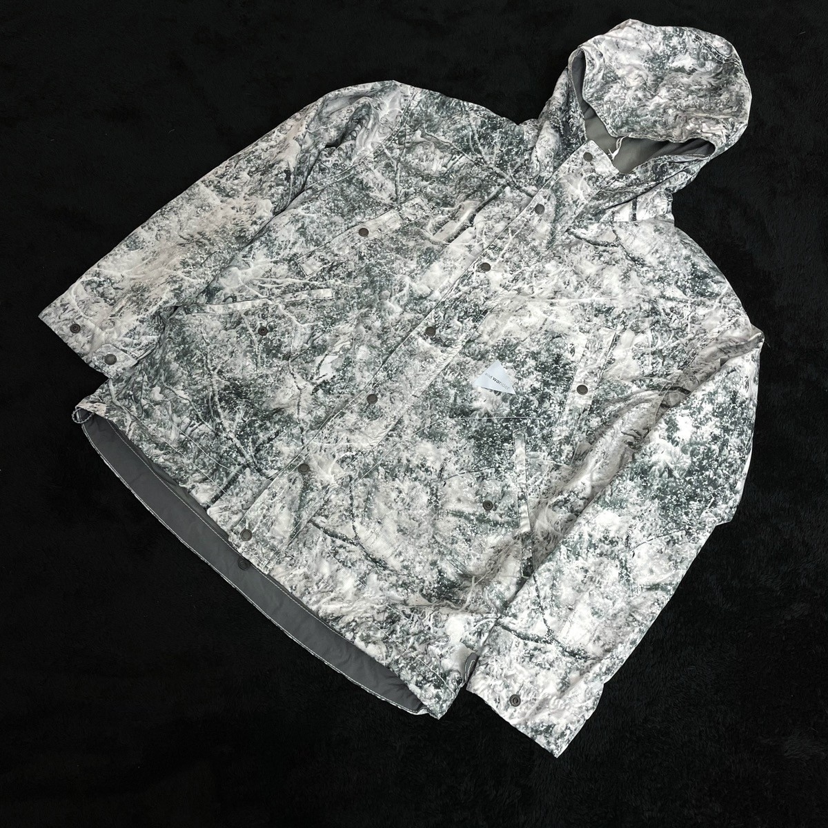 2017AW White Forest Print Waterproof Jacket