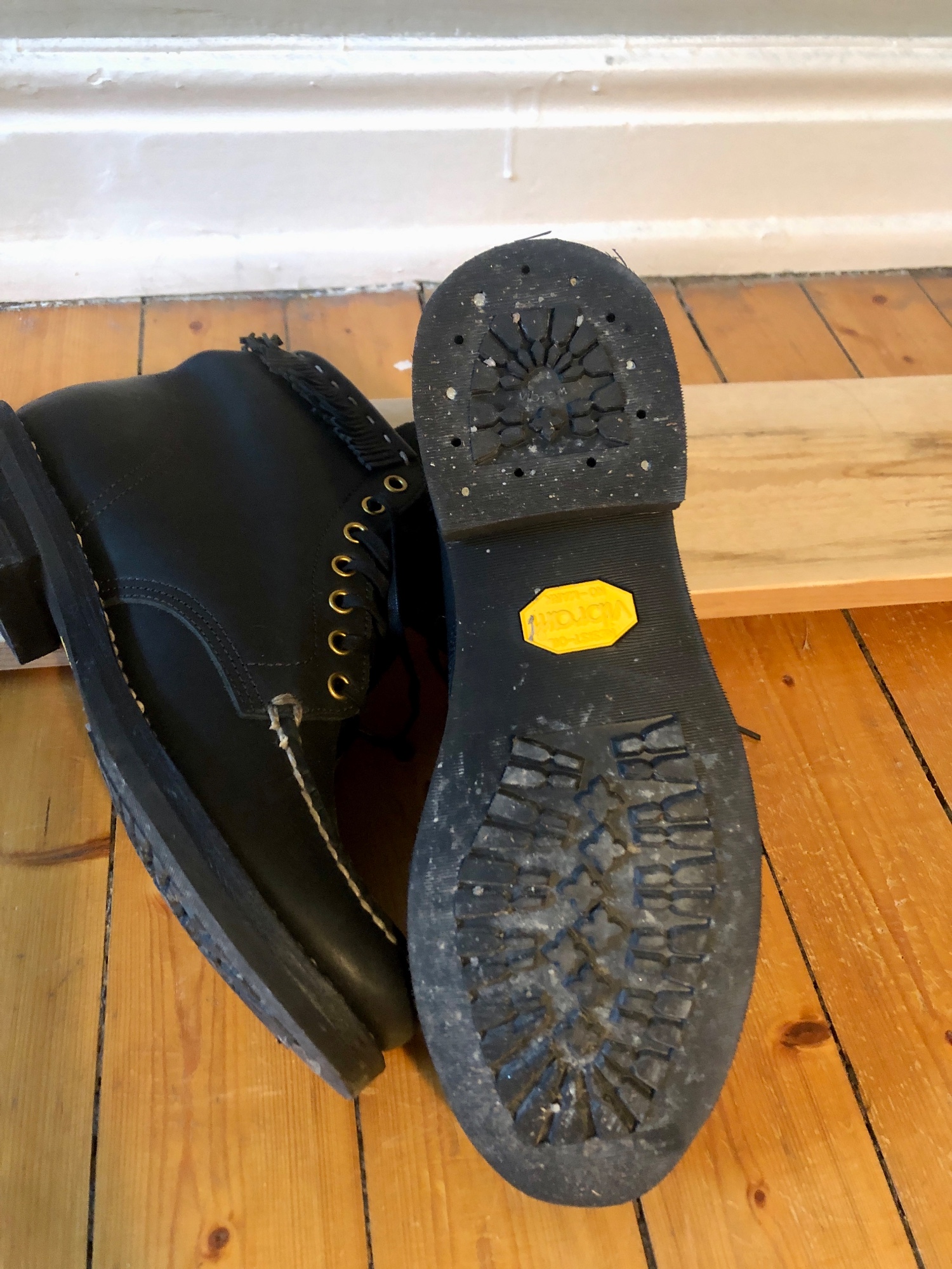visvim Visvim FW16 Blackfoot MocToe Boots-Folk - Black visvim Visvim FW16 Blackfoot MocToe Boots-Folk - Black