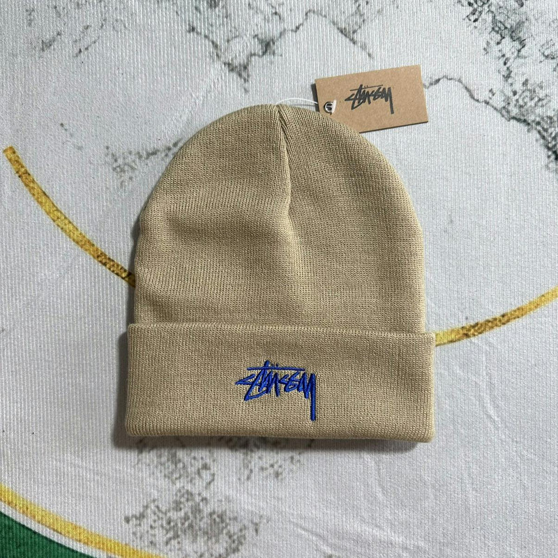 STUSSY SMALL LOGO CUFF BEANIE - 1