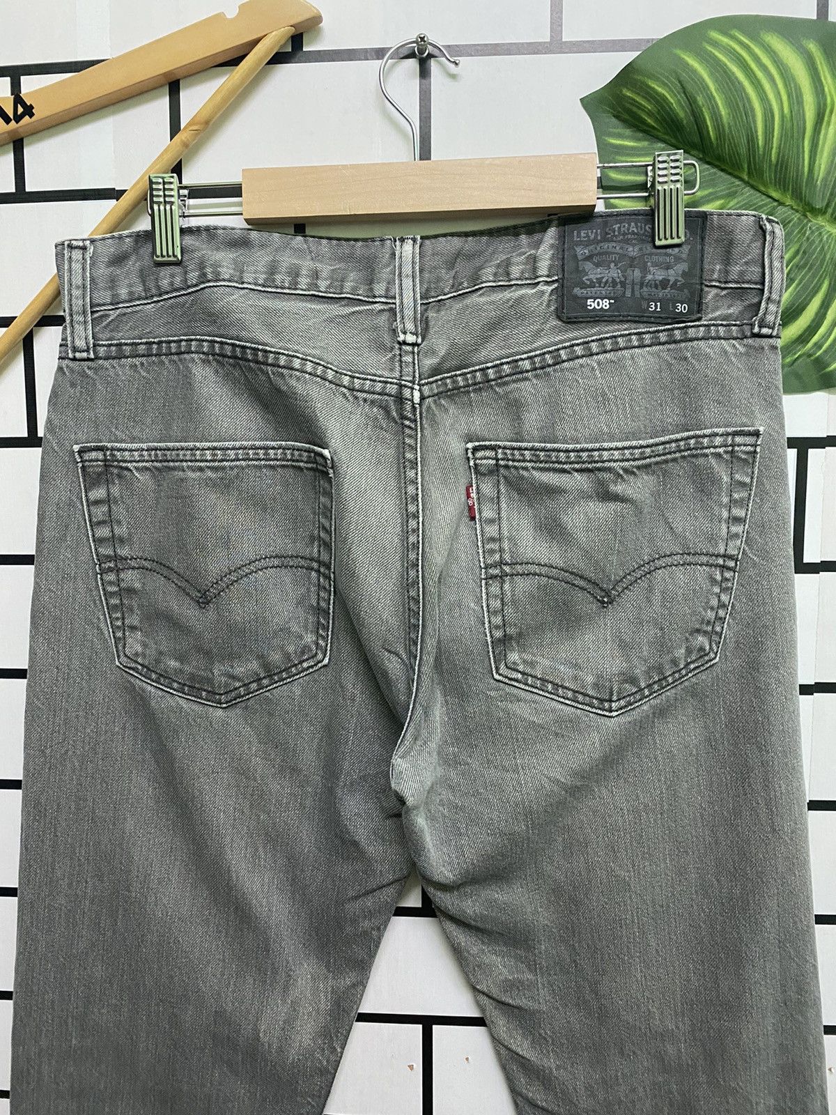 Vintage Levi's 508 Grey Stone Earth Distressed Denim -L45 - 8