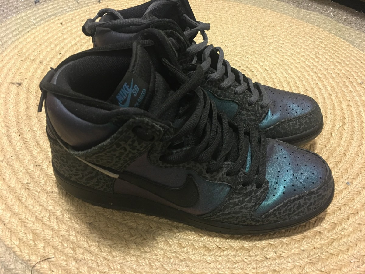 SB Dunks Black Hornet - 1