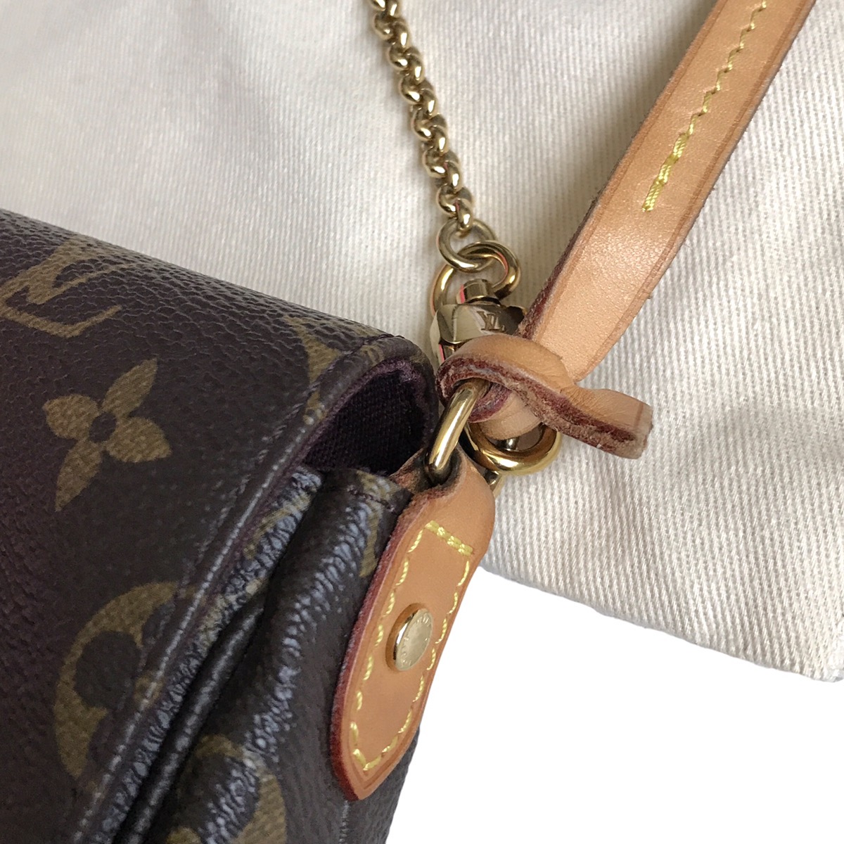 Louis Vuitton Favorite MM Monogram 2016 Two Way Shoulder Bag - 11