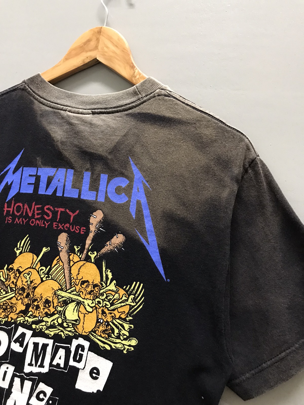 Vintage - Vintage Metallica Damage Inc. Pushead Sundfaded Tee - 10