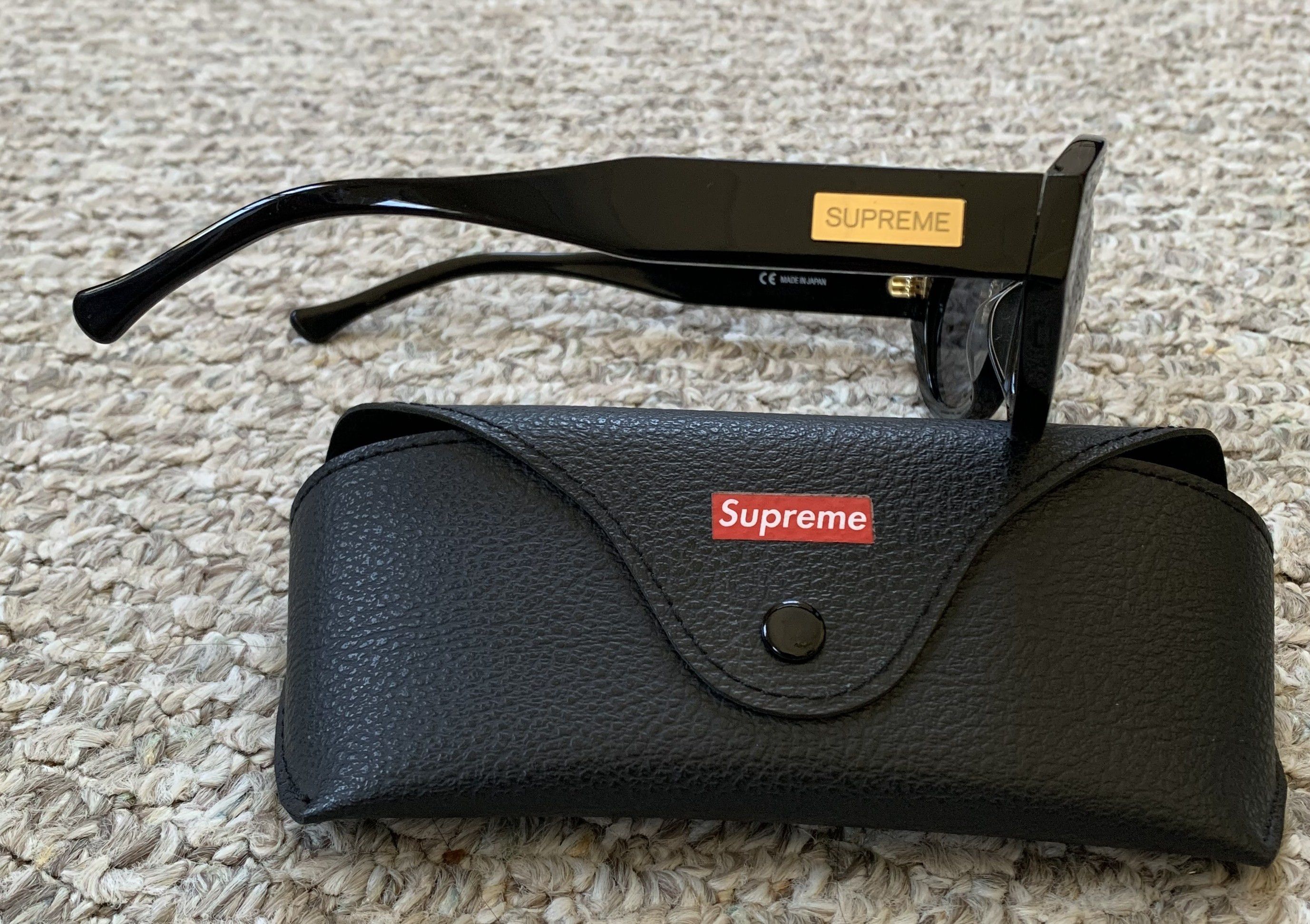 S/S 2014 Supreme Frances Sunglasses + case - 3