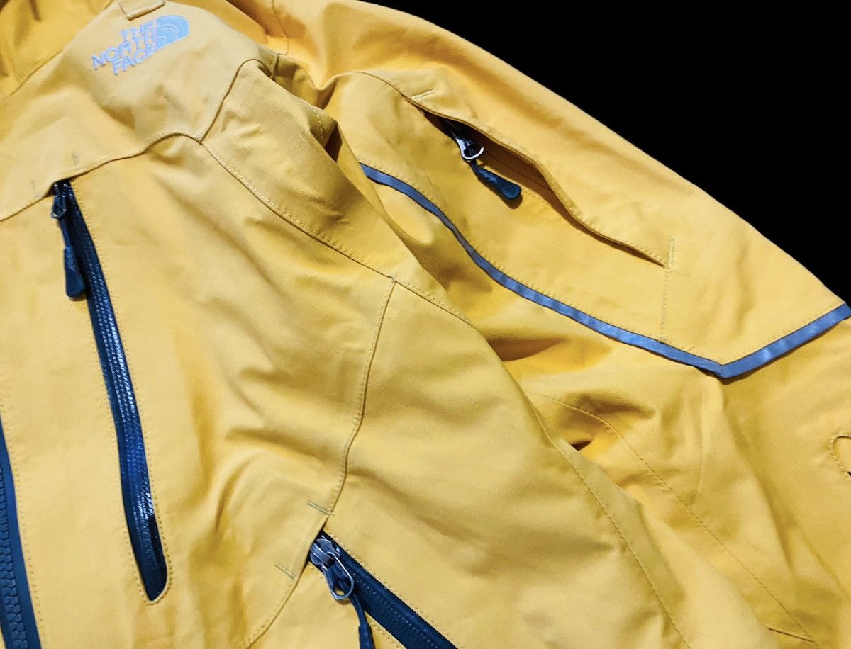 The North Face GoreTex Pro Recco Ski Jacket Raincoat Yellow - 6