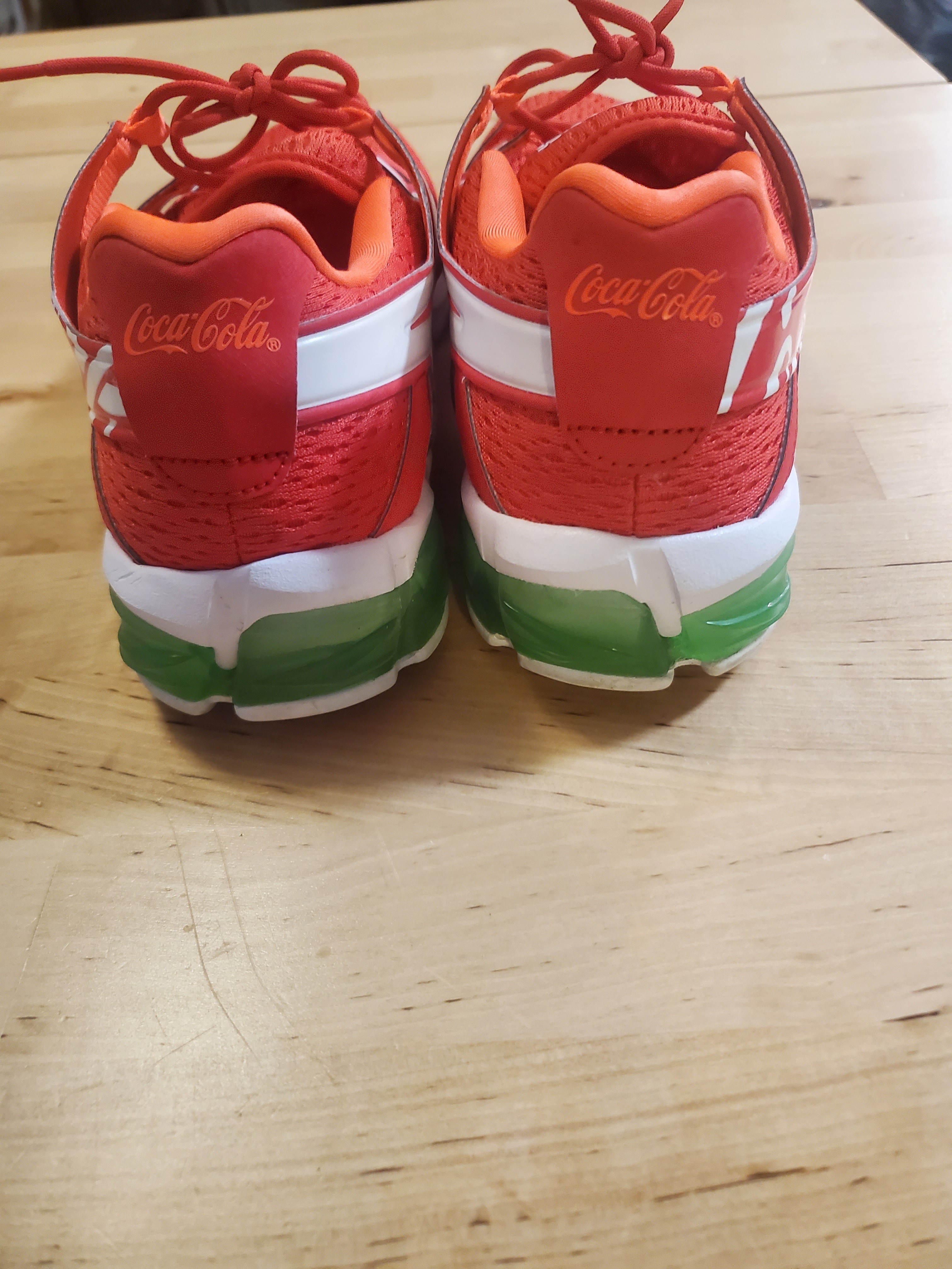 Asics x coca cola size 9 - 7