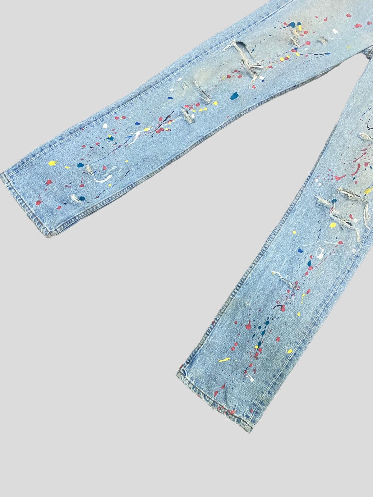 VINTAGE 90s Levi's 501 PAINT SPLASHED VERY DISTRESSED DENIM - 6