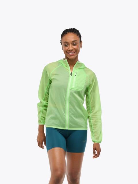 HOKA Women's Skyflow Jacket in Tart Apple