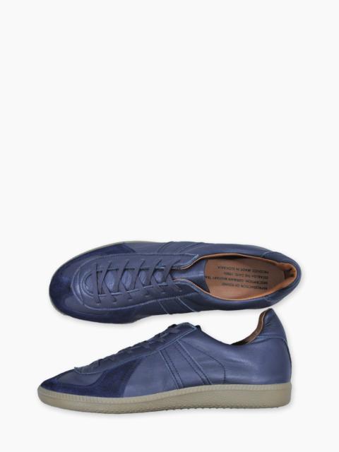 REPRODUCTION OF FOUND REPRODUCTION OF FOUND 1700L GERMAN MILITARY TRAINER NAVY