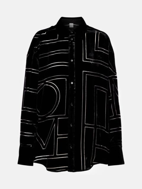 TOTEME Logo oversized velvet devoré shirt
