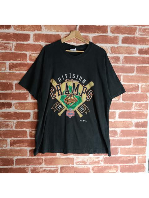 Other Designers Pro Player - VINTAGE 1997 BALTIMORE ORIOLES MLB DIVISION CHAMPS TSHIRT