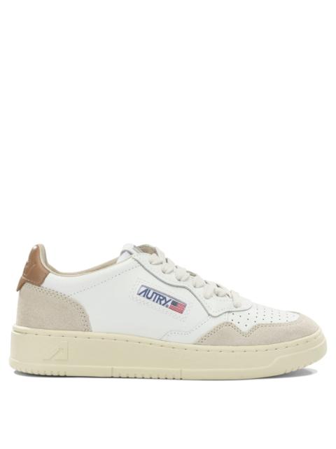 AUTRY Autry Medalist Low Low-top Sneakers White Women