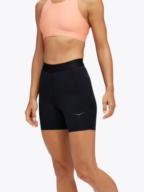 HOKA Women's Novafly 6" Knit Short in Black