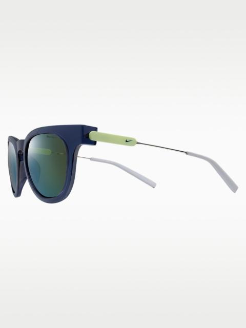 Nike Nike Essence Trend Mirrored Sunglasses