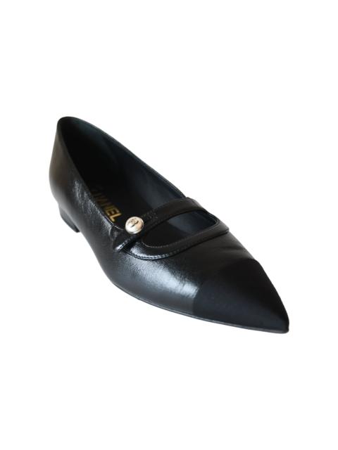CHANEL Chanel Interlocking CC Logo Ballet Flats Black
