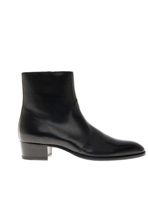 Saint Laurent wyatt zipped boots in smooth leather