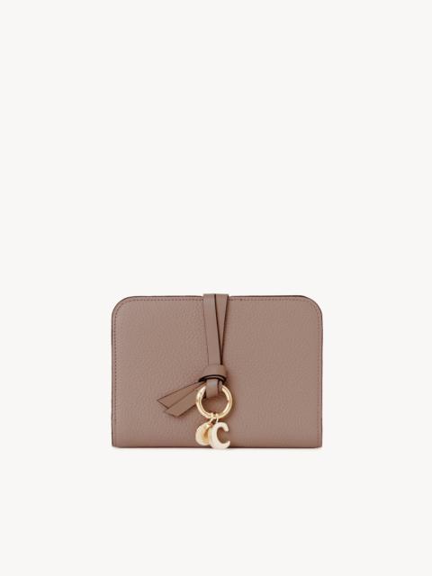 Chloé ALPHABET BIFOLD WALLET IN GRAINED LEATHER