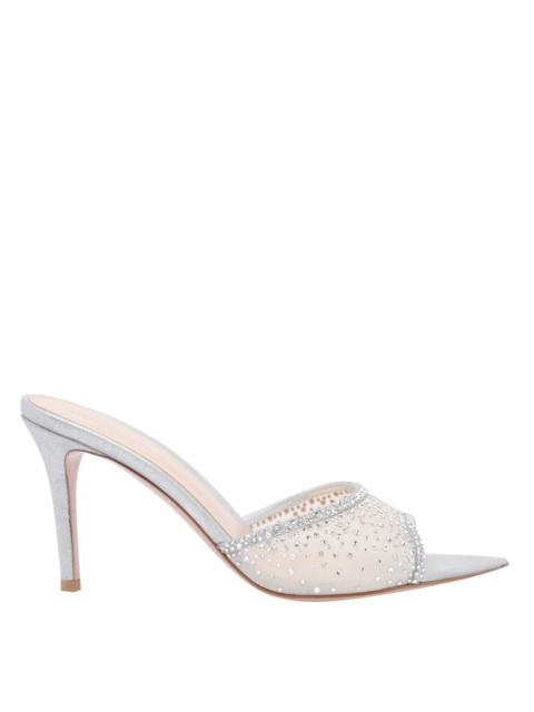Gianvito Rossi Gianvito Rossi Women Rania Pump Sandals