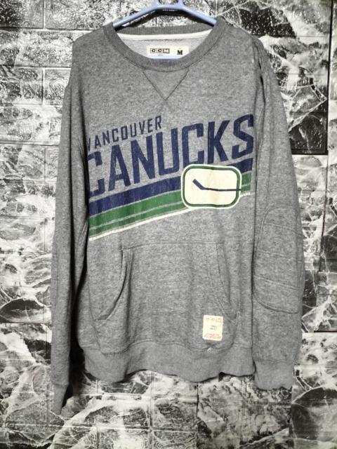 Other Designers Vintage Cunucks hockey ice ccm sweatshirts