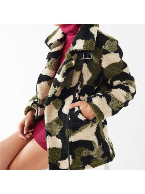 Other Designers Urban Outfitters - UO Camo Sherpa Fleece Buckle Aviator Jacket