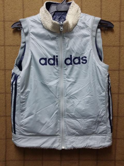 adidas NICE🔥🔥AUTHENTIC ADIDAS PUFFER VEST REVERSIBLE