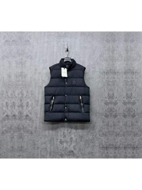 Moncler Moncler Embossed Logo Mixed-Material Down Vest