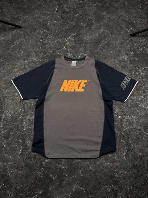Nike Vintage 90s Nike Big Centre Logo T-Shirt Athletic 72