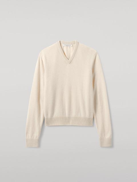 Johnstons of Elgin Classic Cashmere Cream V Neck Jumper