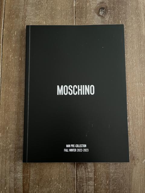 Moschino Man Pre-collection F/W 2022-2023 Lookbook