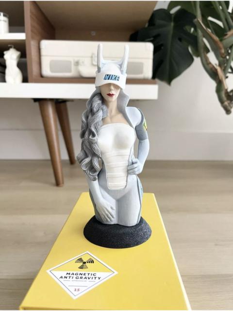 Nike STEAL! Air Mag Girl by Reina Koyano 2017
