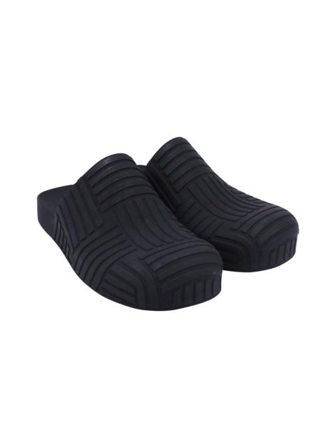 Bottega Veneta Bottega Veneta Men's Rubber The Slider Intrecciato-Embossed Mule (Authentic Pre-Loved)