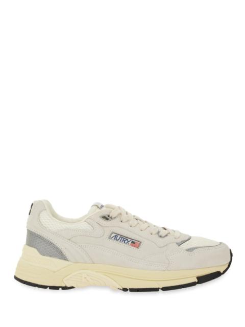 AUTRY HYPERWAY MESH AND SUEDE SNEAKER