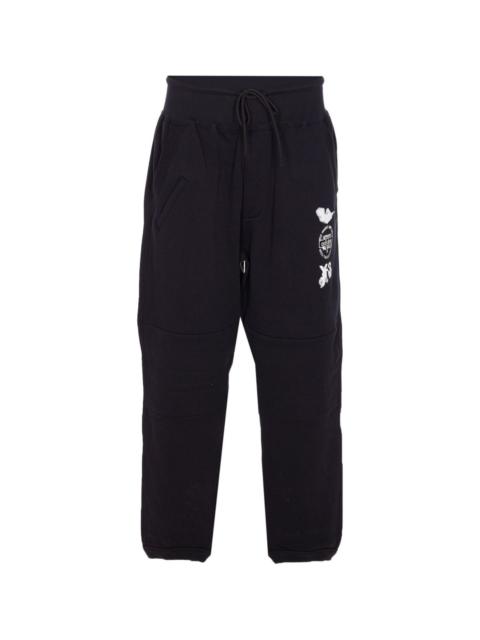 Jogger with logo