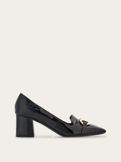 FERRAGAMO Pump with Gancini ornament