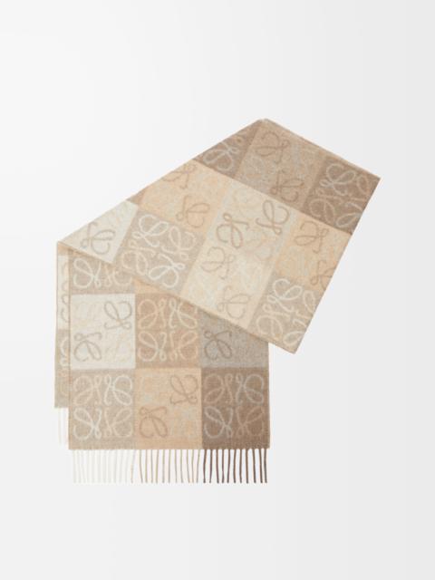 Loewe Scarf in wool and cashmere