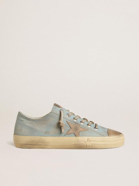 Golden Goose Men's V-Star in light blue canvas with dove-gray leather star