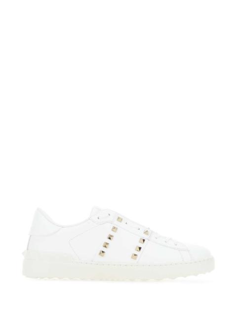 Valentino Garavani Men White Leather Rockstud Untitled Sneakers