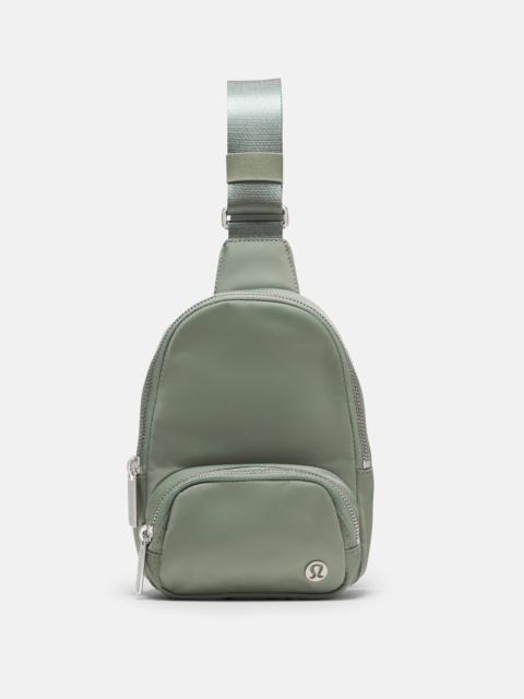 lululemon Everywhere Sling Bag Small 2L