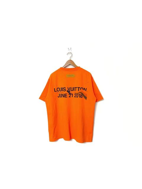 Louis Vuitton Chicago MCA exclusive orange tee