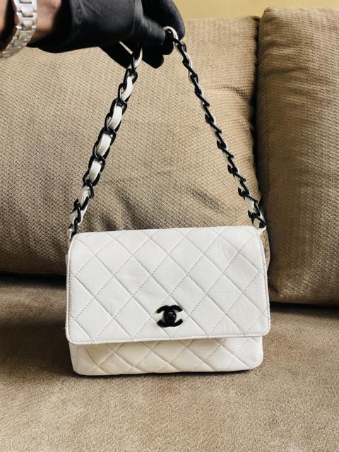 CHANEL Chanel vintage lambskin bag 