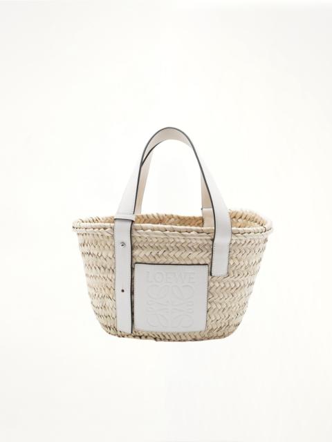 Loewe Small Basket Bag in Palm Leaf and Calfskin in Natural/White